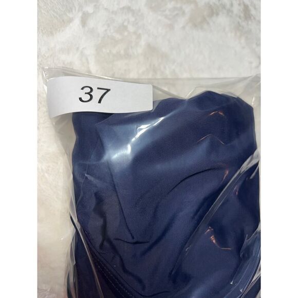 TYR womans Solid Maxfit Swimsuit Size 42 Navy Blue - Picture 10 of 10